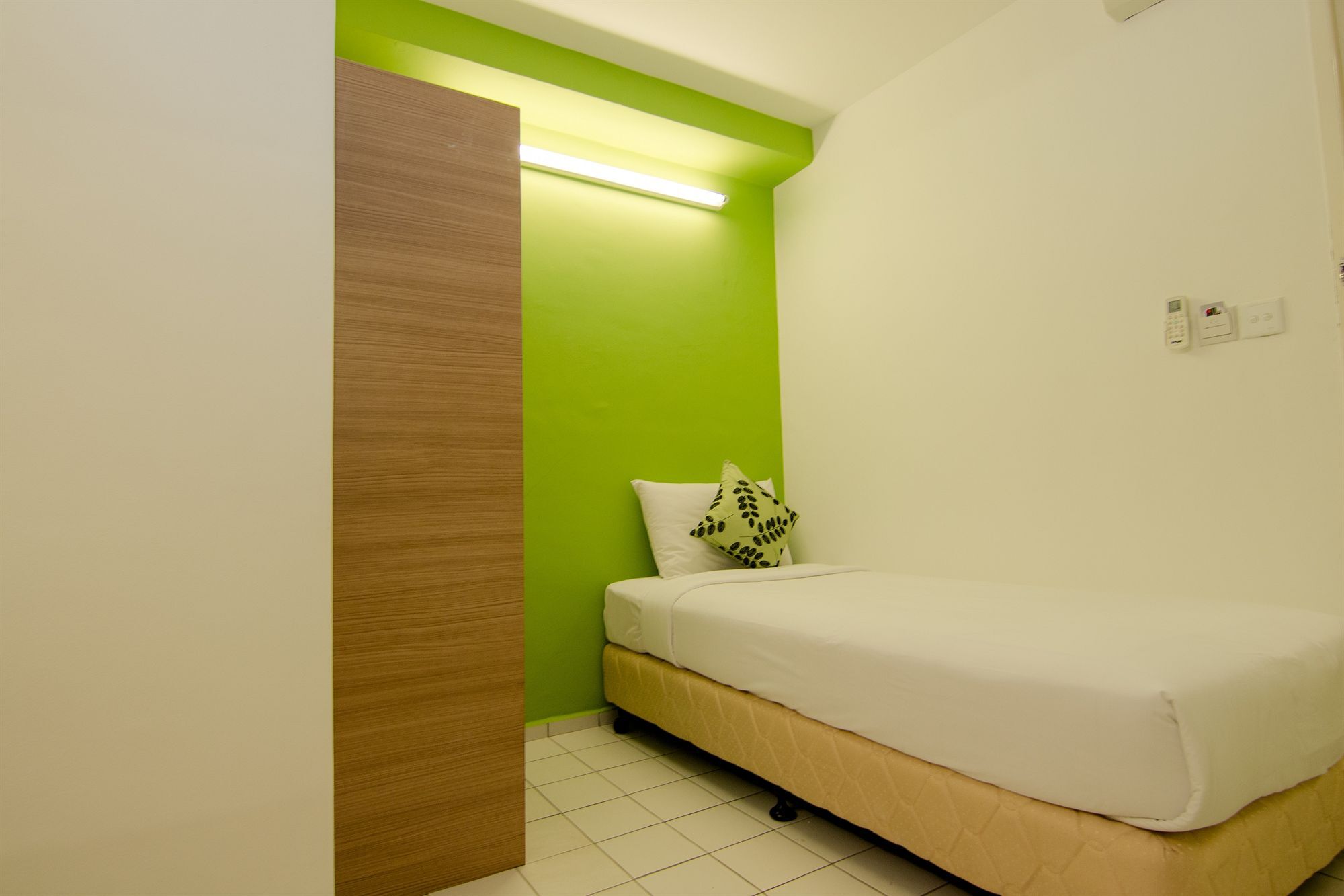 City Campus Lodge And Hotel Куала-Лумпур Экстерьер фото
